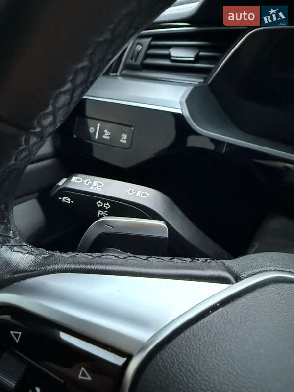Позашляховик / Кросовер Audi e-tron 2022 в Бердичеві