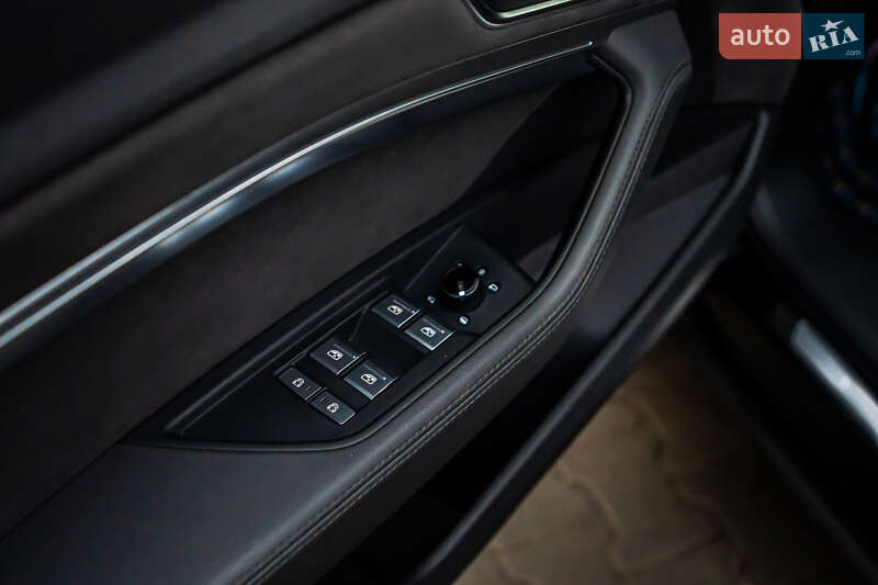 Позашляховик / Кросовер Audi e-tron 2019 в Луцьку фото 54 Позашляховик / Кросовер Audi e-tron 2019 в Луцьку