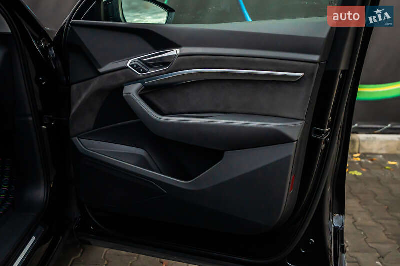Позашляховик / Кросовер Audi e-tron 2019 в Луцьку фото 60 Позашляховик / Кросовер Audi e-tron 2019 в Луцьку