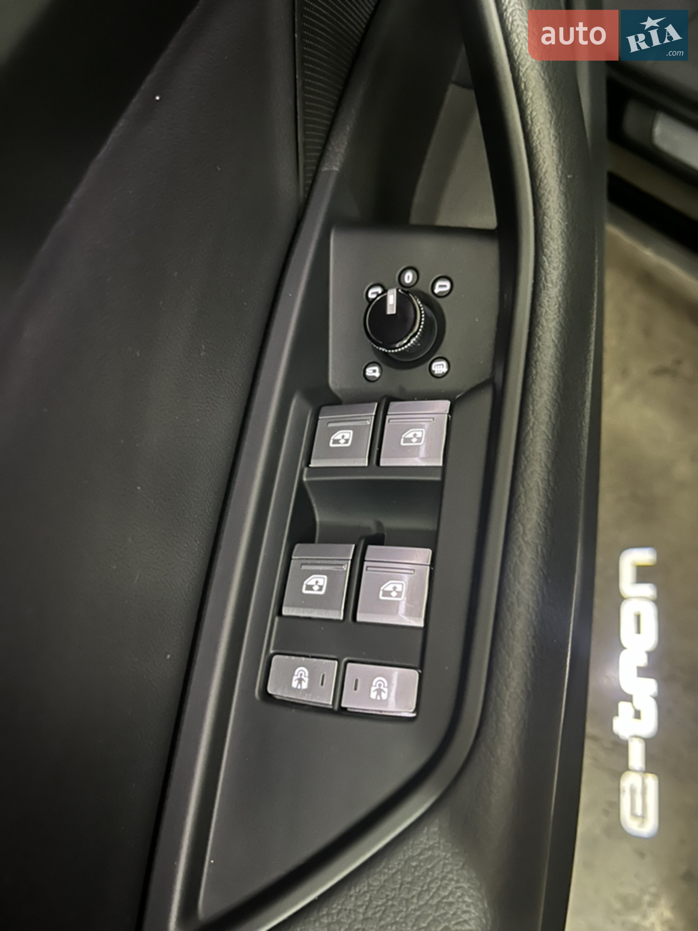 2018 Audi e-tron - мініатюра 26