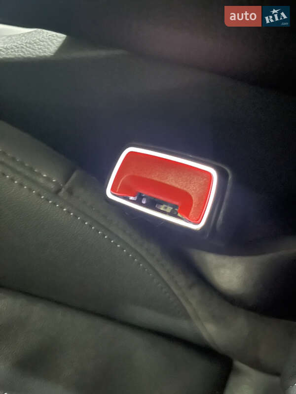 Позашляховик / Кросовер Audi e-tron 2018 в Тернополі фото 30 Позашляховик / Кросовер Audi e-tron 2018 в Тернополі