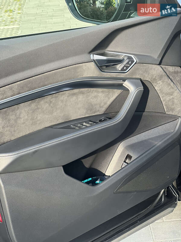 Внедорожник / Кроссовер Audi e-tron 2021 в Ужгороде фото 20 Внедорожник / Кроссовер Audi e-tron 2021 в Ужгороде