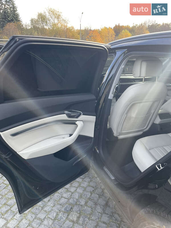 Внедорожник / Кроссовер Audi e-tron 2021 в Львове