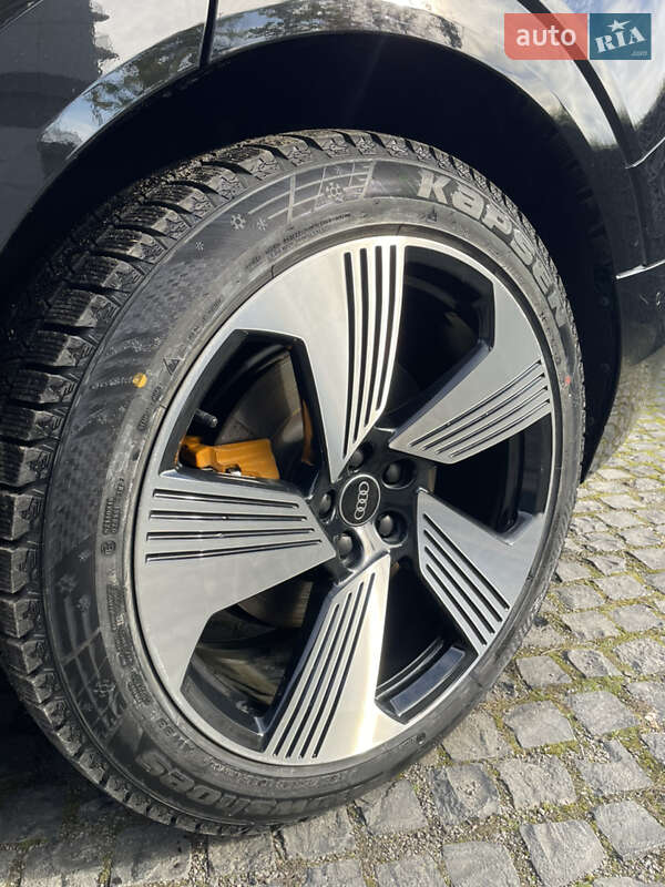 Внедорожник / Кроссовер Audi e-tron 2021 в Львове