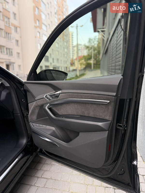 Внедорожник / Кроссовер Audi e-tron 2020 в Львове