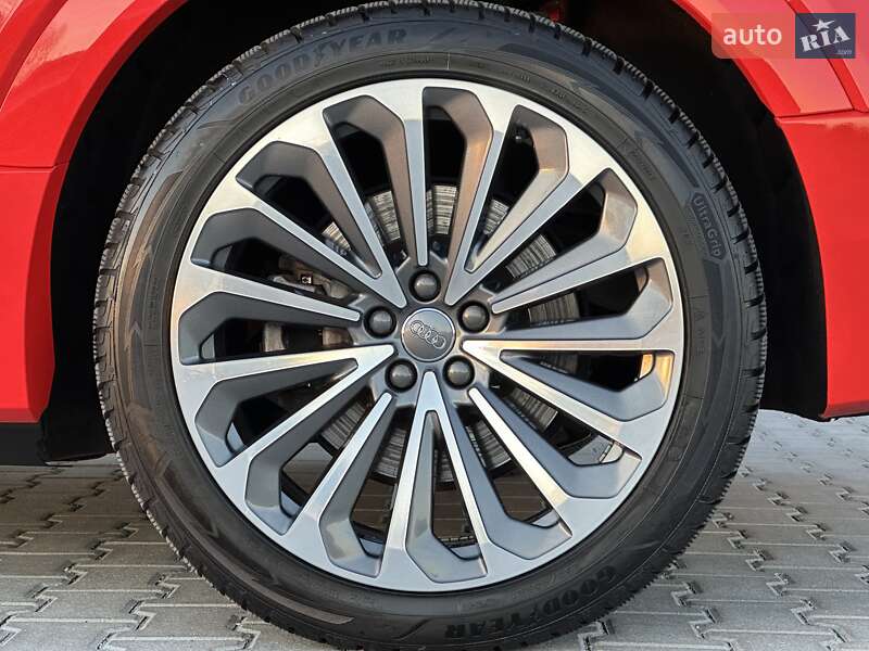 Позашляховик / Кросовер Audi e-tron 2019 в Тернополі фото 36 Позашляховик / Кросовер Audi e-tron 2019 в Тернополі