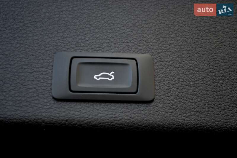 Позашляховик / Кросовер Audi e-tron 2020 в Хмельницькому фото 206 Позашляховик / Кросовер Audi e-tron 2020 в Хмельницькому