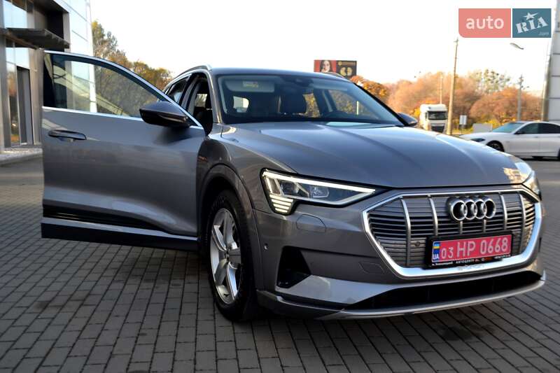 Позашляховик / Кросовер Audi e-tron 2020 в Хмельницькому фото 50 Позашляховик / Кросовер Audi e-tron 2020 в Хмельницькому