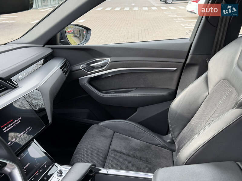 Позашляховик / Кросовер Audi e-tron 2021 в Львові фото 17 Позашляховик / Кросовер Audi e-tron 2021 в Львові