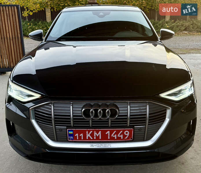Внедорожник / Кроссовер Audi e-tron 2020 в Киеве фото 14 Внедорожник / Кроссовер Audi e-tron 2020 в Киеве
