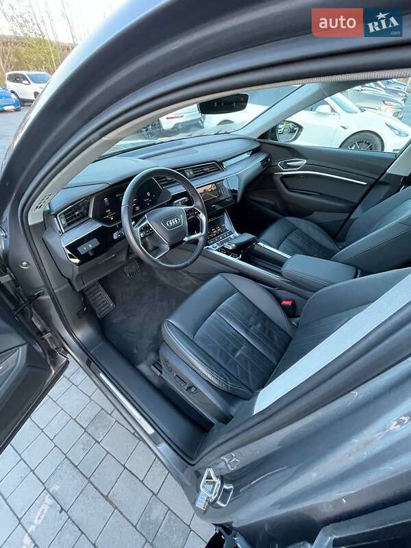 Позашляховик / Кросовер Audi e-tron 2020 в Львові