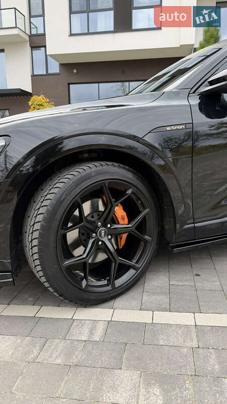 Внедорожник / Кроссовер Audi e-tron 2022 в Ужгороде фото 5 Внедорожник / Кроссовер Audi e-tron 2022 в Ужгороде