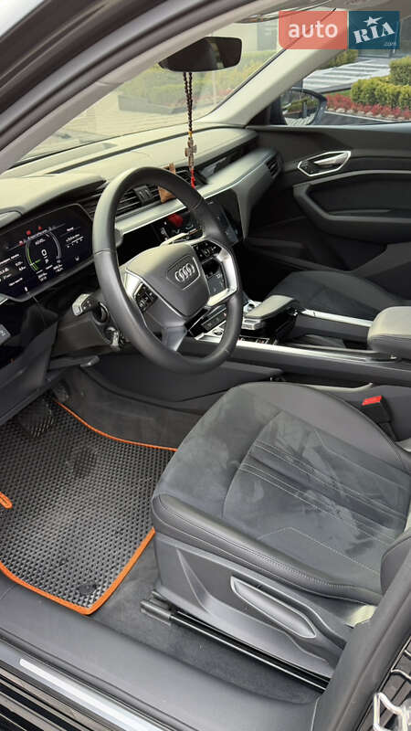 Внедорожник / Кроссовер Audi e-tron 2022 в Ужгороде фото 17 Внедорожник / Кроссовер Audi e-tron 2022 в Ужгороде