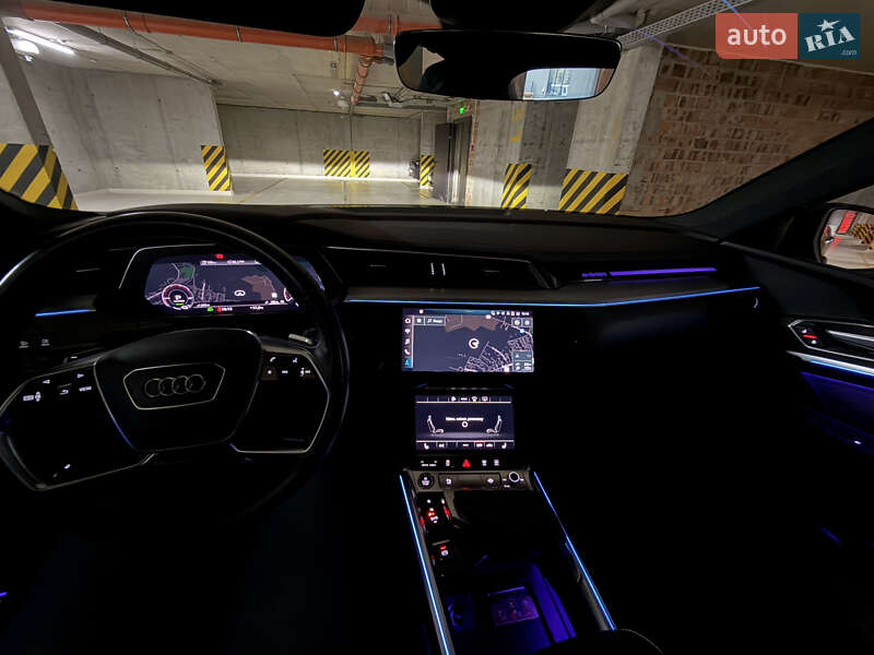 Позашляховик / Кросовер Audi e-tron 2021 в Львові фото 50 Позашляховик / Кросовер Audi e-tron 2021 в Львові