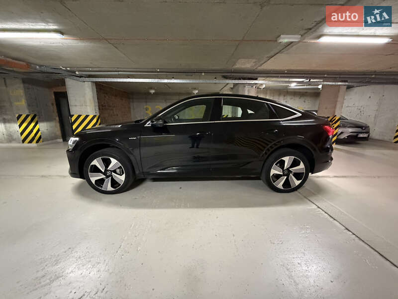 Позашляховик / Кросовер Audi e-tron 2021 в Львові фото 55 Позашляховик / Кросовер Audi e-tron 2021 в Львові