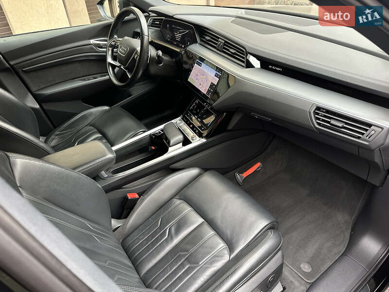 Позашляховик / Кросовер Audi e-tron 2019 в Івано-Франківську