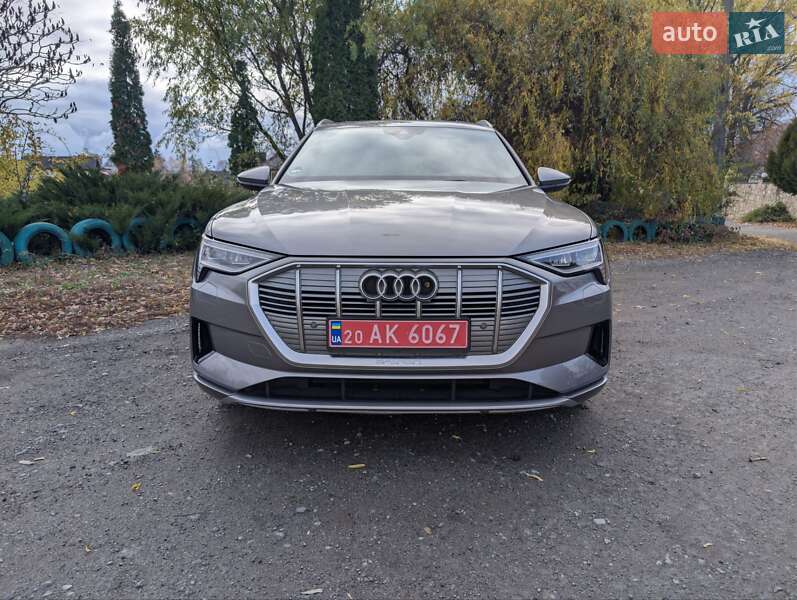 Позашляховик / Кросовер Audi e-tron 2020 в Тернополі