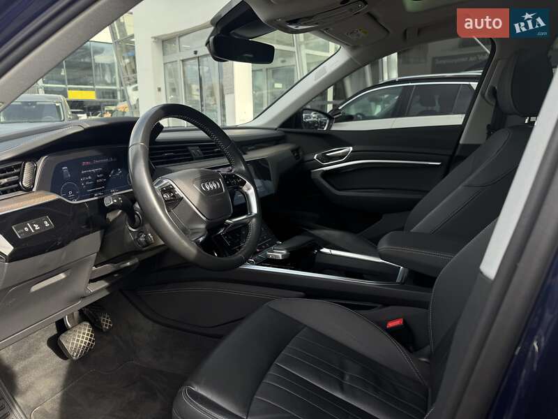 Внедорожник / Кроссовер Audi e-tron 2021 в Черновцах