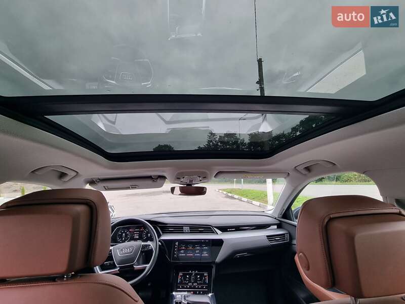 Позашляховик / Кросовер Audi e-tron 2020 в Чернівцях