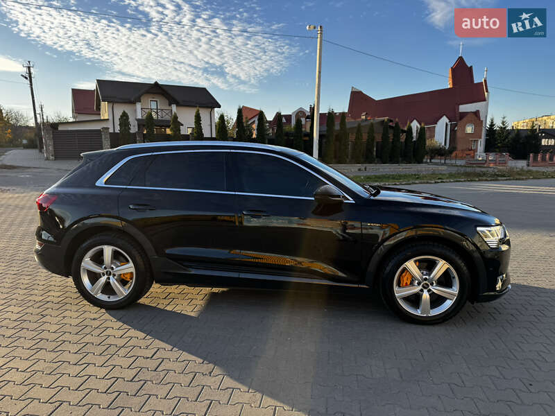 Внедорожник / Кроссовер Audi e-tron 2023 в Хмельницком фото 9 Внедорожник / Кроссовер Audi e-tron 2023 в Хмельницком