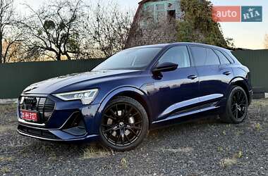 Внедорожник / Кроссовер Audi e-tron 2022 в Киеве