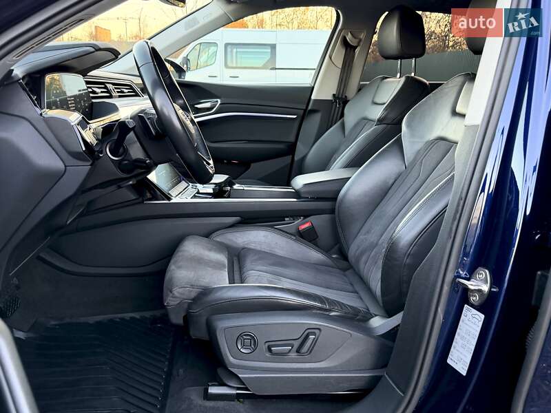 Внедорожник / Кроссовер Audi e-tron 2022 в Ковеле