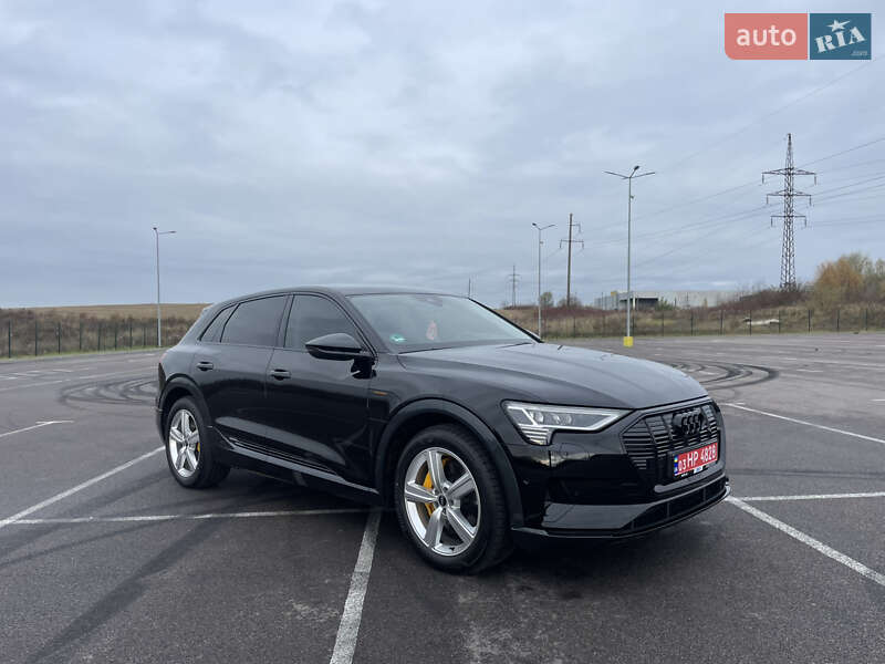 Позашляховик / Кросовер Audi e-tron 2023 в Рівному фото 13 Позашляховик / Кросовер Audi e-tron 2023 в Рівному