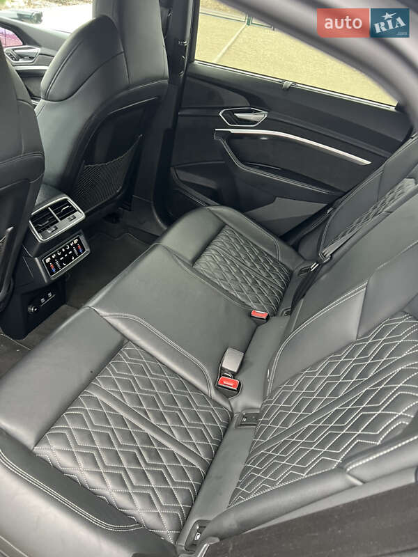 Внедорожник / Кроссовер Audi e-tron 2021 в Тернополе фото 19 Внедорожник / Кроссовер Audi e-tron 2021 в Тернополе
