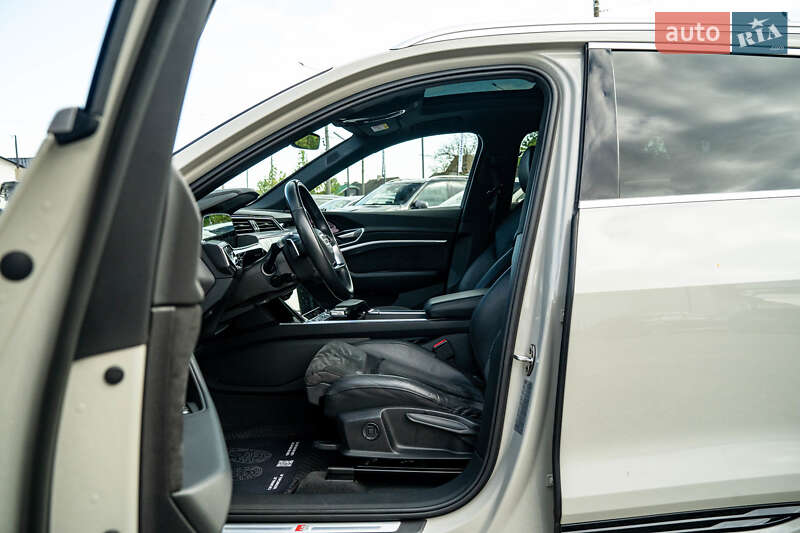 Внедорожник / Кроссовер Audi e-tron 2020 в Черновцах фото 25 Внедорожник / Кроссовер Audi e-tron 2020 в Черновцах