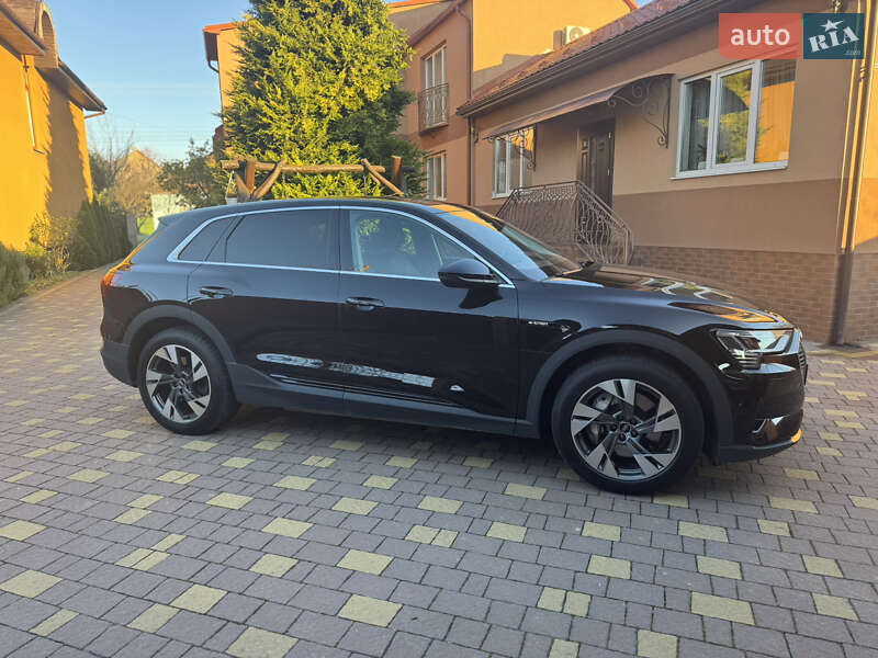 Позашляховик / Кросовер Audi e-tron 2022 в Мукачевому фото 3 Позашляховик / Кросовер Audi e-tron 2022 в Мукачевому
