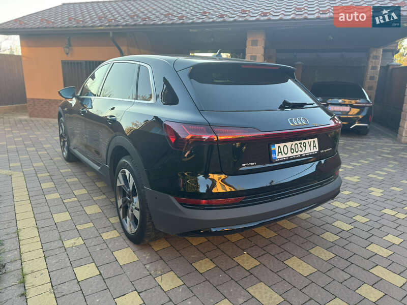Позашляховик / Кросовер Audi e-tron 2022 в Мукачевому фото 7 Позашляховик / Кросовер Audi e-tron 2022 в Мукачевому