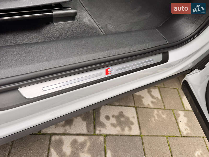 Позашляховик / Кросовер Audi e-tron 2023 в Хмельницькому фото 21 Позашляховик / Кросовер Audi e-tron 2023 в Хмельницькому