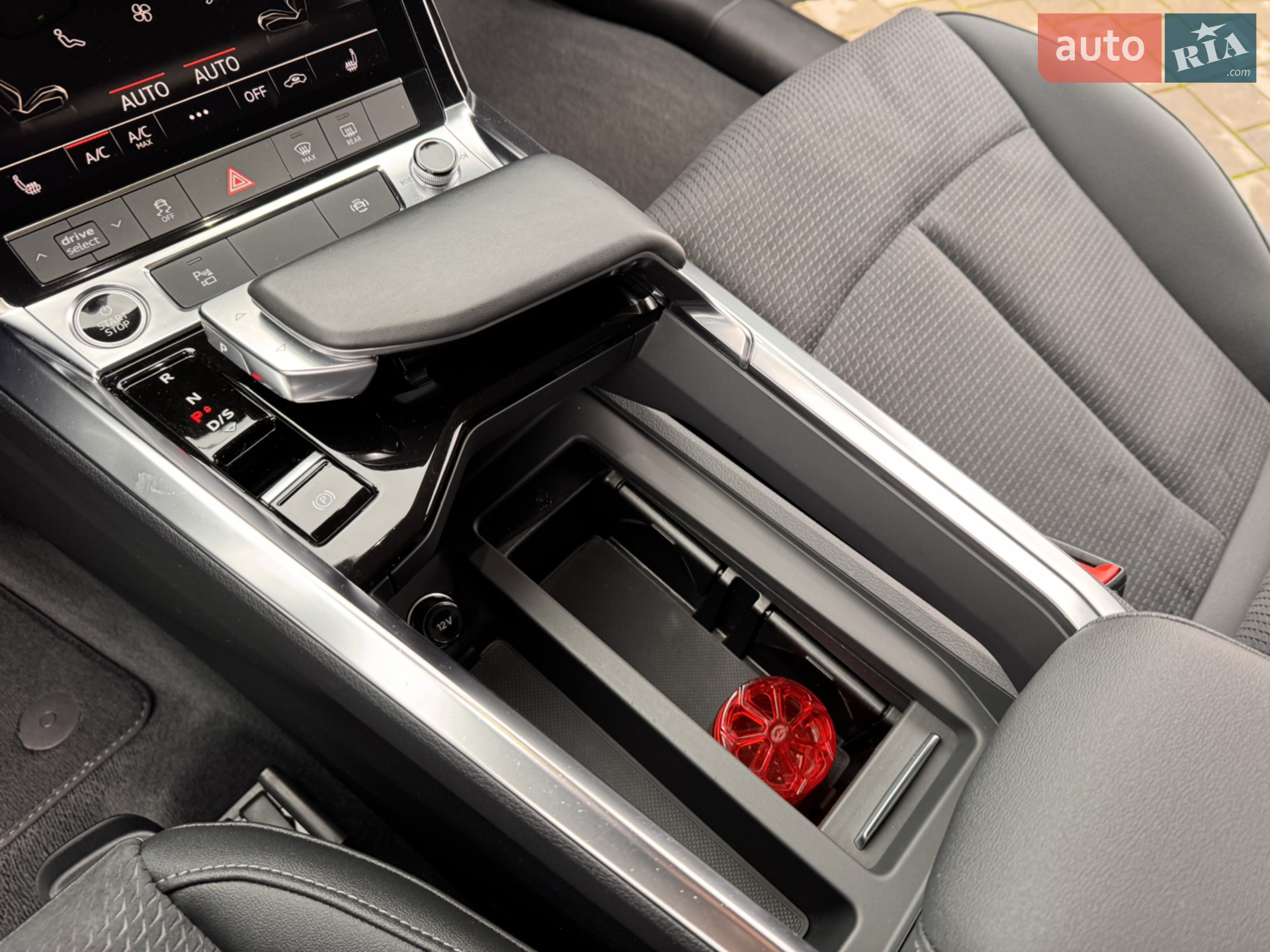 2022 Audi e-tron - мініатюра 7