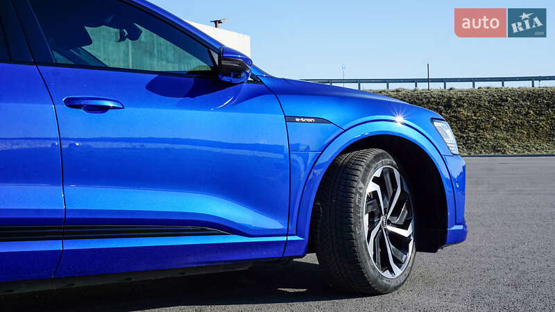 Внедорожник / Кроссовер Audi e-tron 2021 в Львове фото 11 Внедорожник / Кроссовер Audi e-tron 2021 в Львове