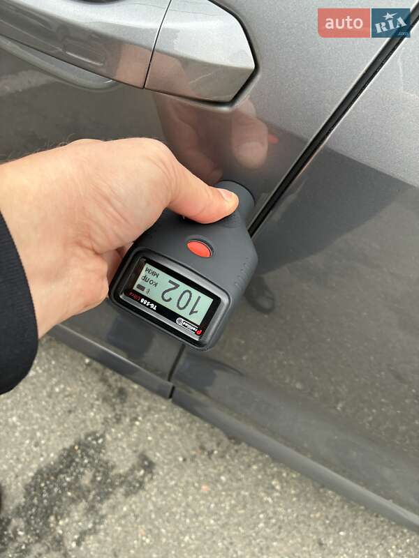 Позашляховик / Кросовер Audi e-tron 2022 в Києві