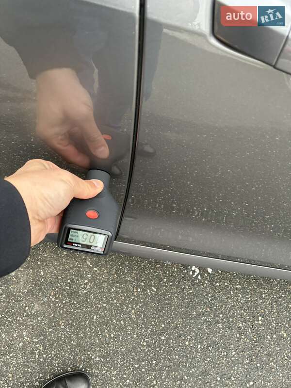 Позашляховик / Кросовер Audi e-tron 2022 в Києві