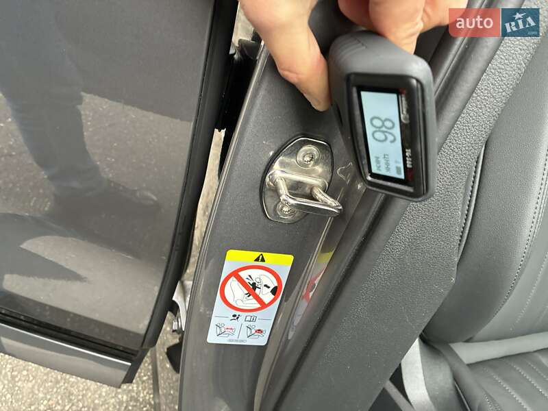 Позашляховик / Кросовер Audi e-tron 2022 в Києві