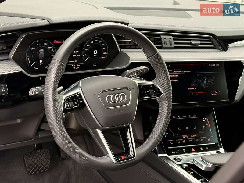 Позашляховик / Кросовер Audi e-tron 2022 в Львові