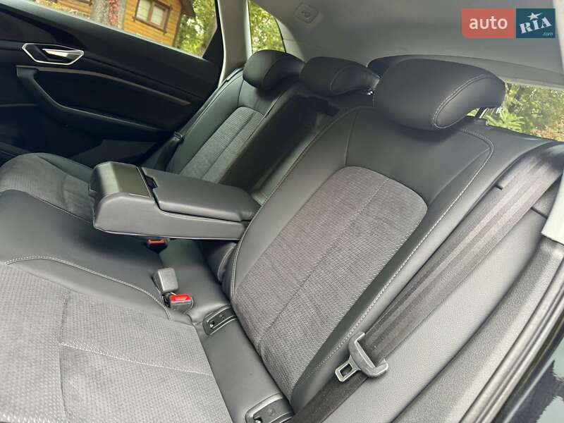 Позашляховик / Кросовер Audi e-tron 2020 в Дрогобичі