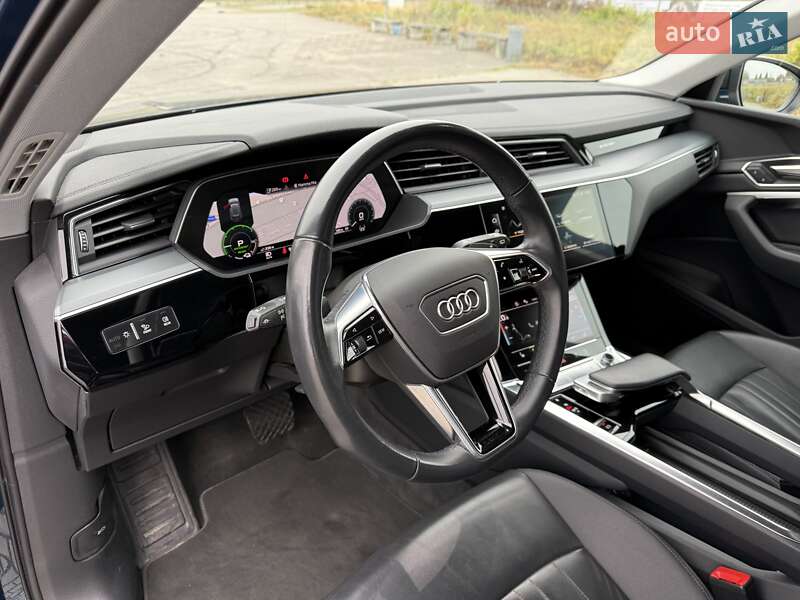 Внедорожник / Кроссовер Audi e-tron 2021 в Львове