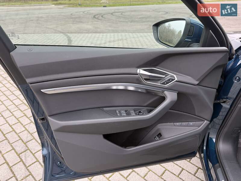 Внедорожник / Кроссовер Audi e-tron 2021 в Львове