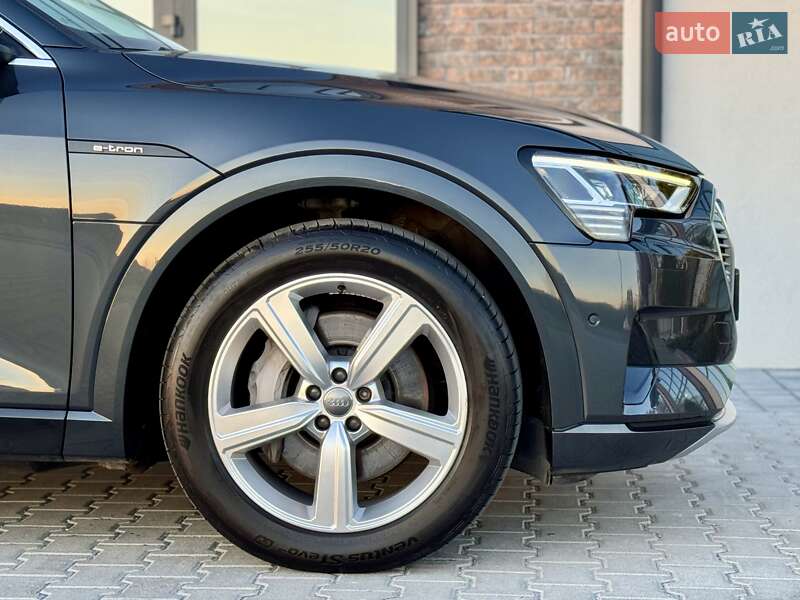 Внедорожник / Кроссовер Audi e-tron 2020 в Тернополе фото 36 Внедорожник / Кроссовер Audi e-tron 2020 в Тернополе