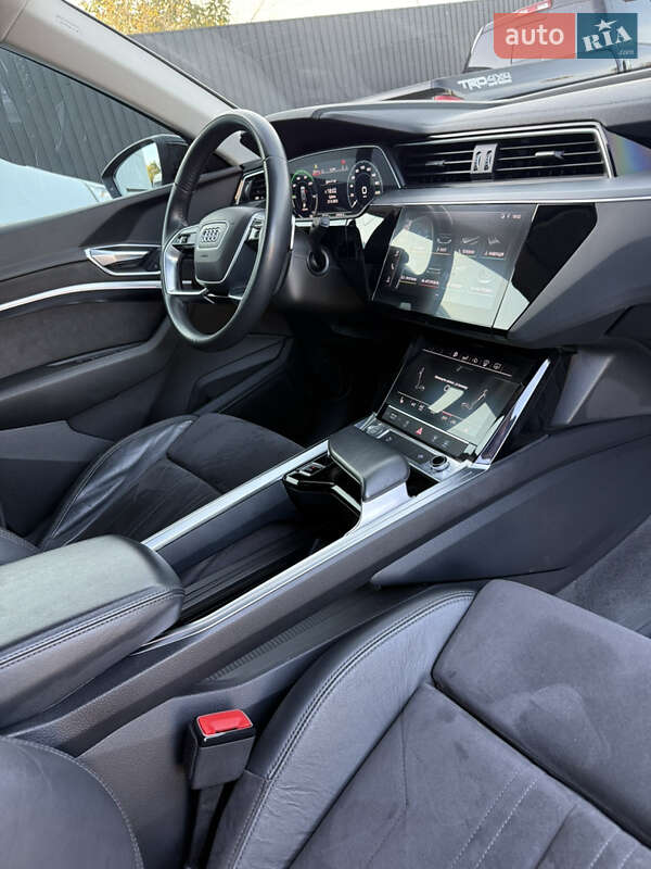 Позашляховик / Кросовер Audi e-tron 2019 в Дрогобичі