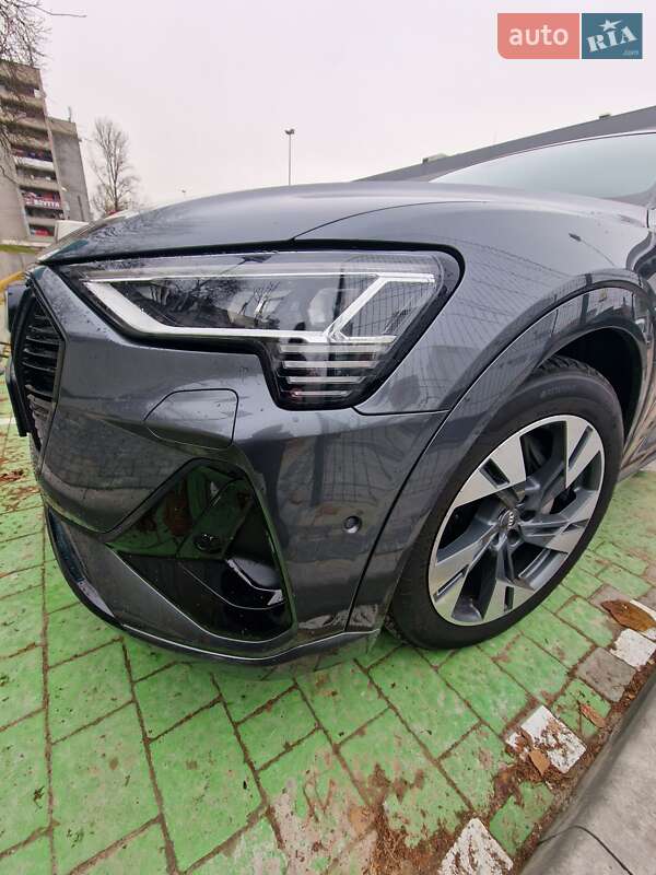 Внедорожник / Кроссовер Audi e-tron 2020 в Львове фото 67 Внедорожник / Кроссовер Audi e-tron 2020 в Львове