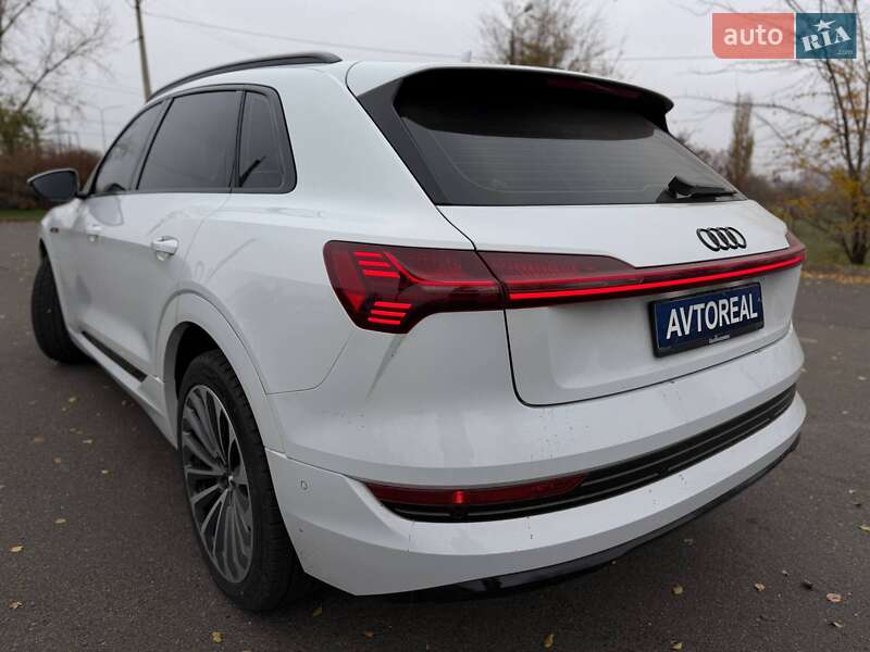 Позашляховик / Кросовер Audi e-tron 2019 в Кривому Розі фото 32 Позашляховик / Кросовер Audi e-tron 2019 в Кривому Розі