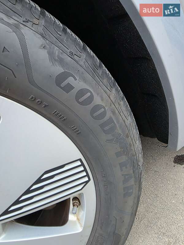 Внедорожник / Кроссовер Audi e-tron 2020 в Тернополе фото 14 Внедорожник / Кроссовер Audi e-tron 2020 в Тернополе