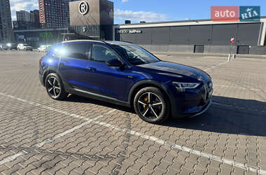 Внедорожник / Кроссовер Audi e-tron 2020 в Киеве