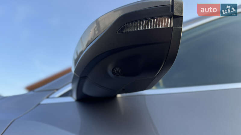 Позашляховик / Кросовер Audi e-tron 2019 в Ужгороді