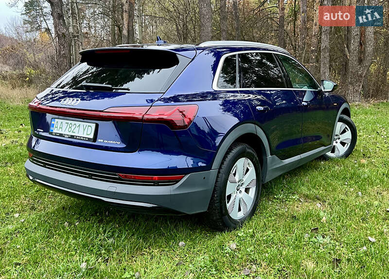 Внедорожник / Кроссовер Audi e-tron 2021 в Киеве фото 8 Внедорожник / Кроссовер Audi e-tron 2021 в Киеве