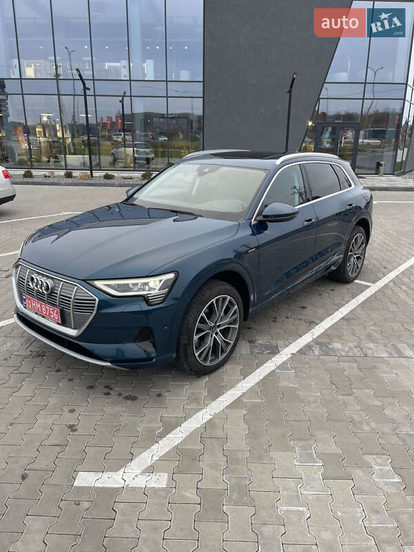 Позашляховик / Кросовер Audi e-tron 2020 в Луцьку